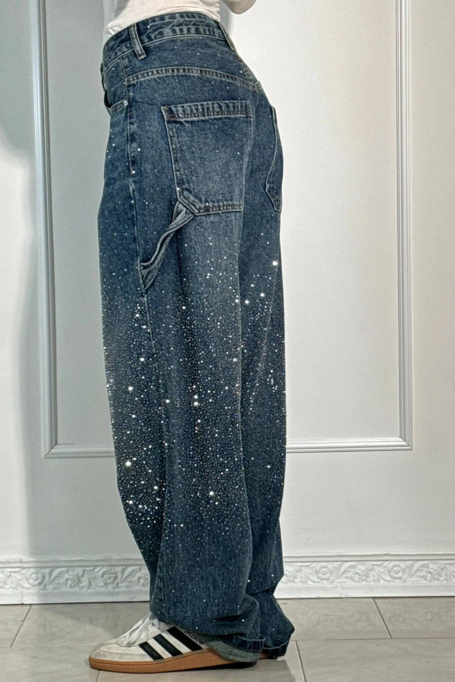 Women Balloon Fit Carpenter Denim Jeans