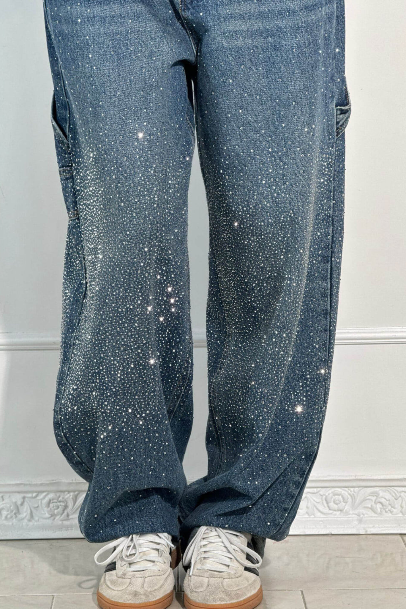 Women Balloon Fit Carpenter Denim Jeans