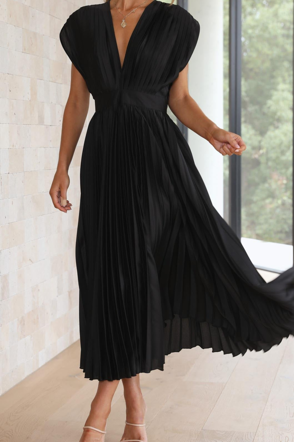 Flowy Pleated Maxi Dress