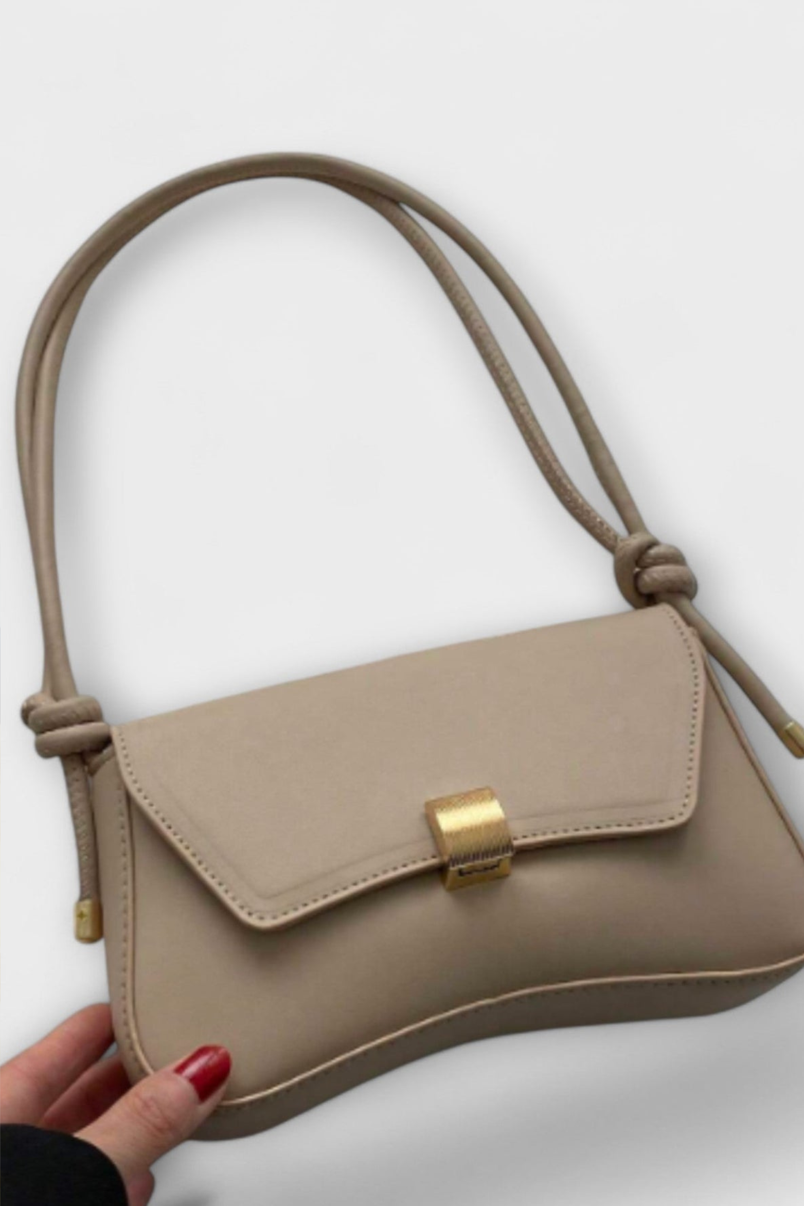Vintage Folding Handbag with Timeless Compact Design