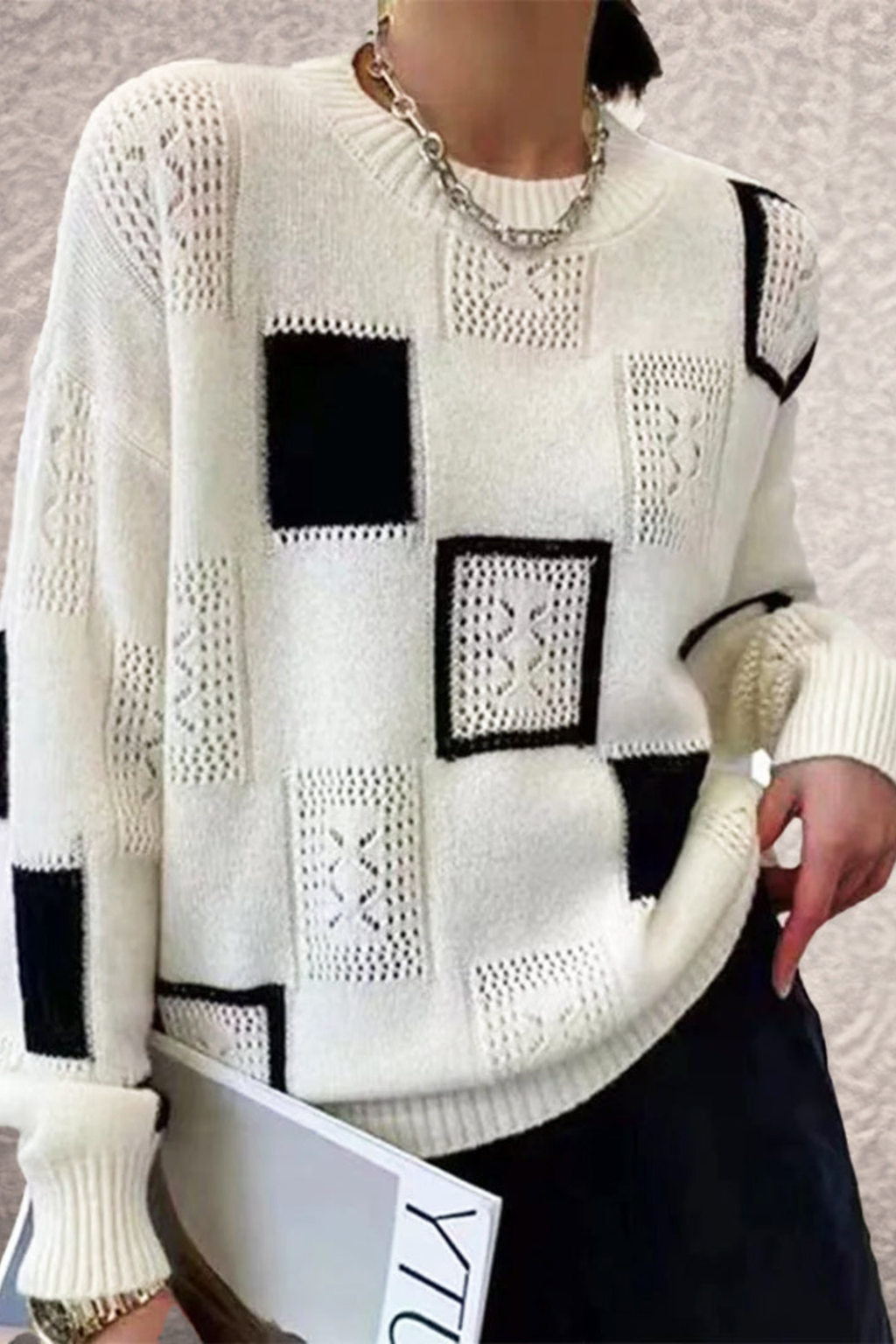 Textured Patterned Crew Neck Sweater
