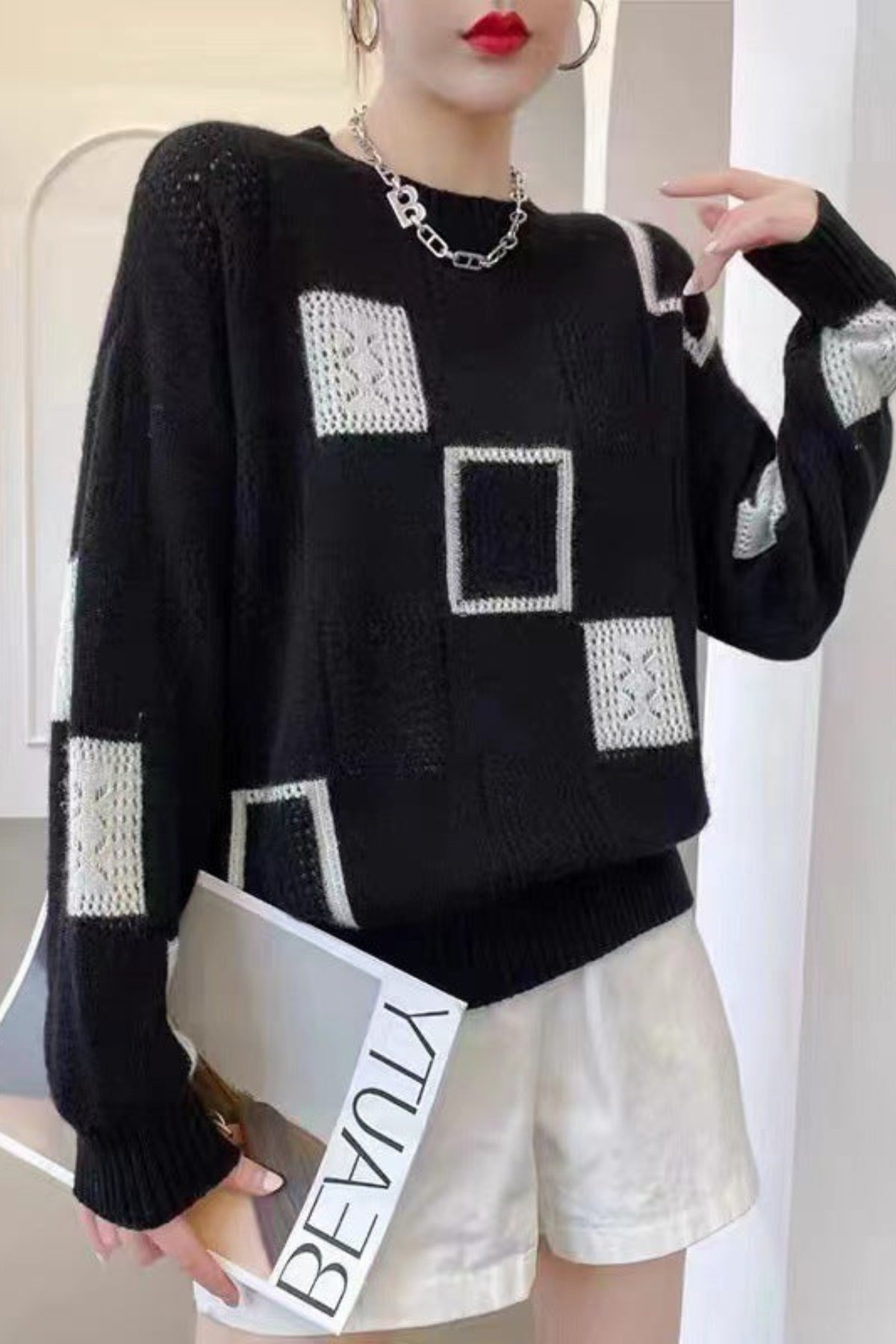 Textured Patterned Crew Neck Sweater