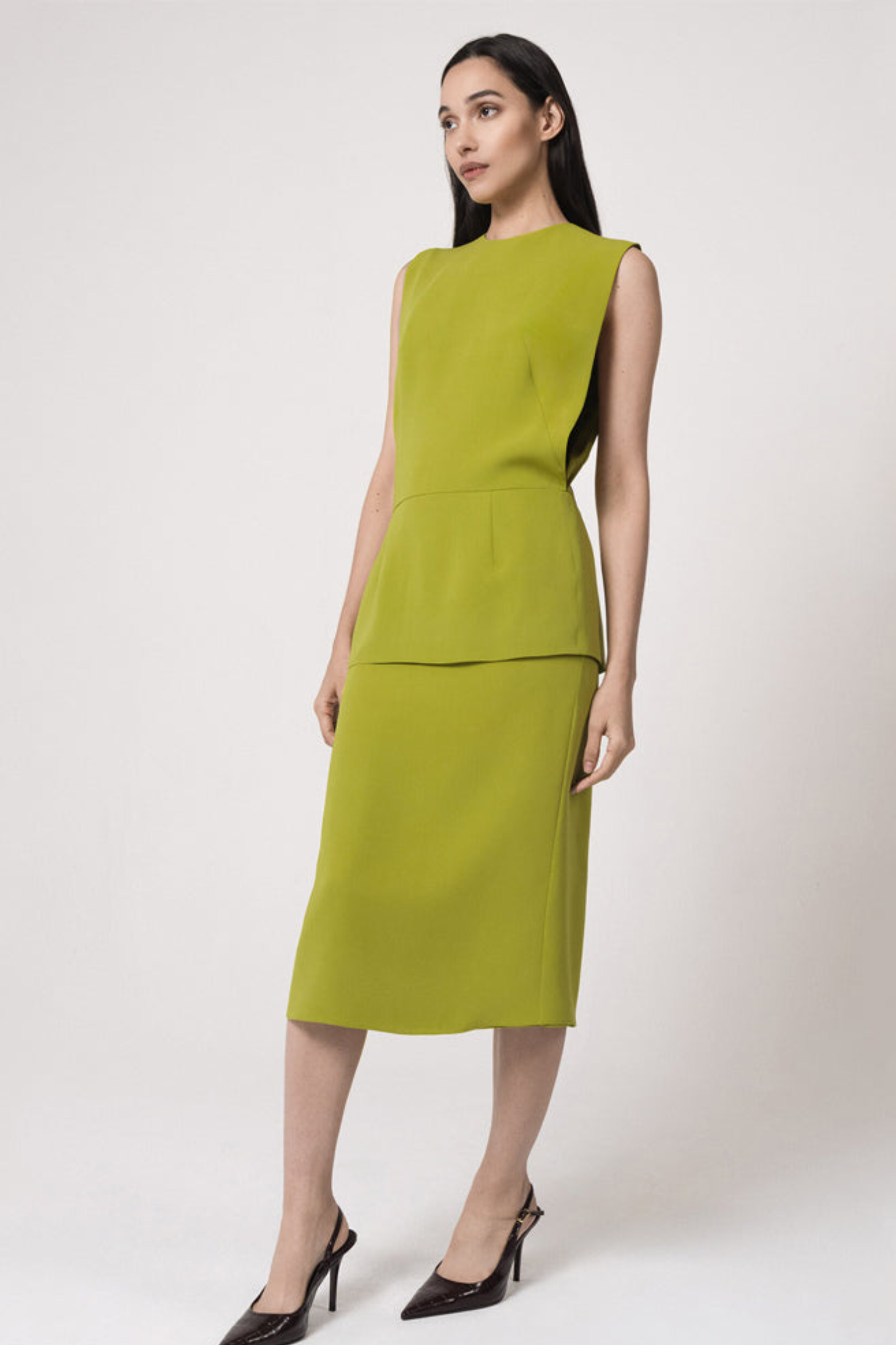 Olive Green Sleeveless Peplum Flare Midi Dr