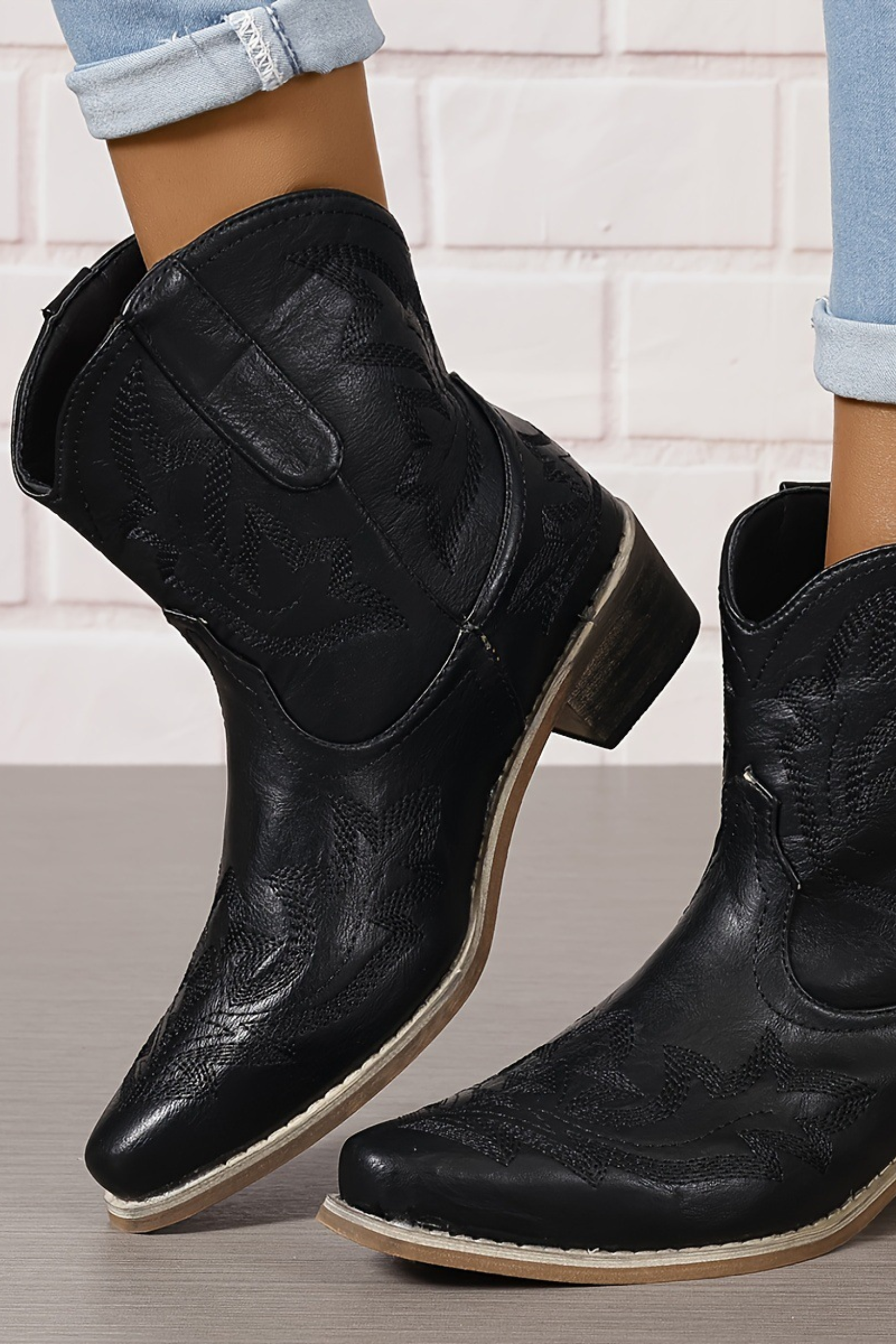 Women's Vintage Embroidered Western Boots