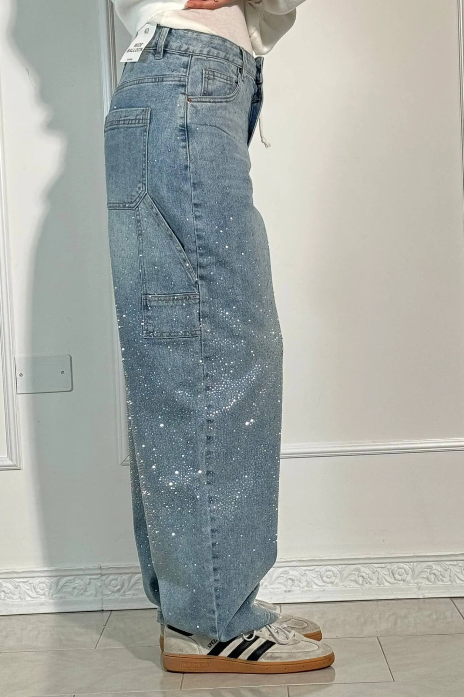 Women Balloon Fit Carpenter Denim Jeans