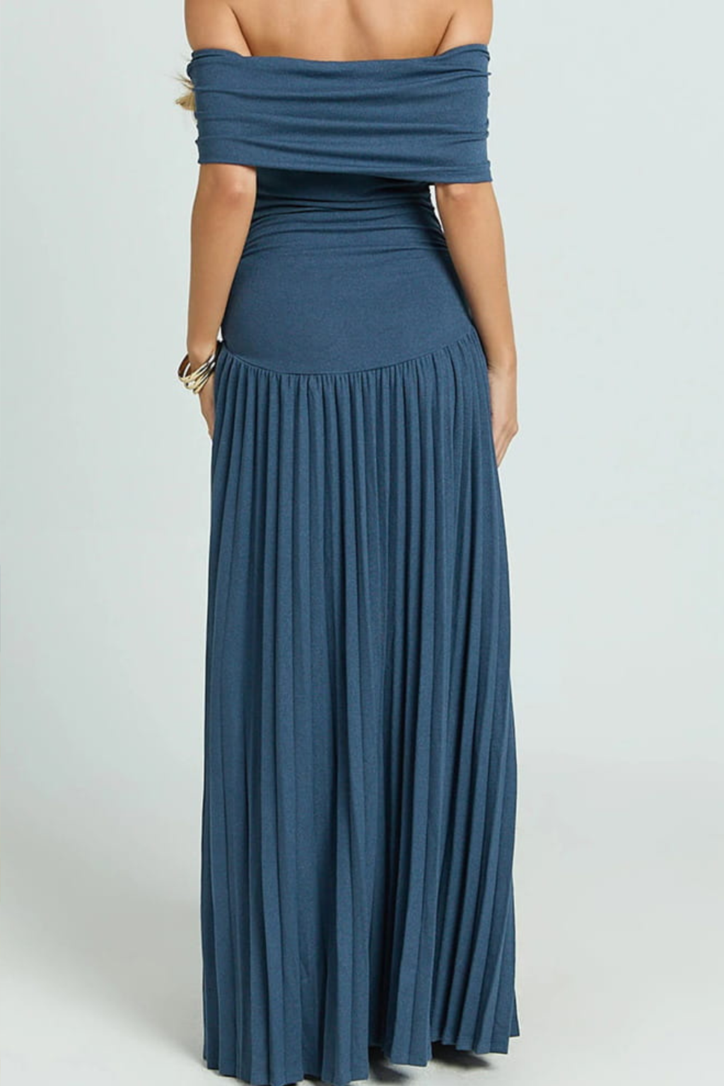 Romantic Off Shoulder Maxi Dress with Soft Flow