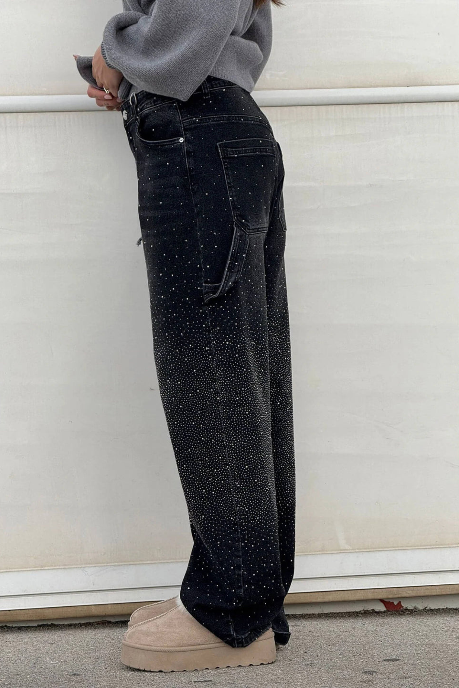 Women Balloon Fit Carpenter Denim Jeans