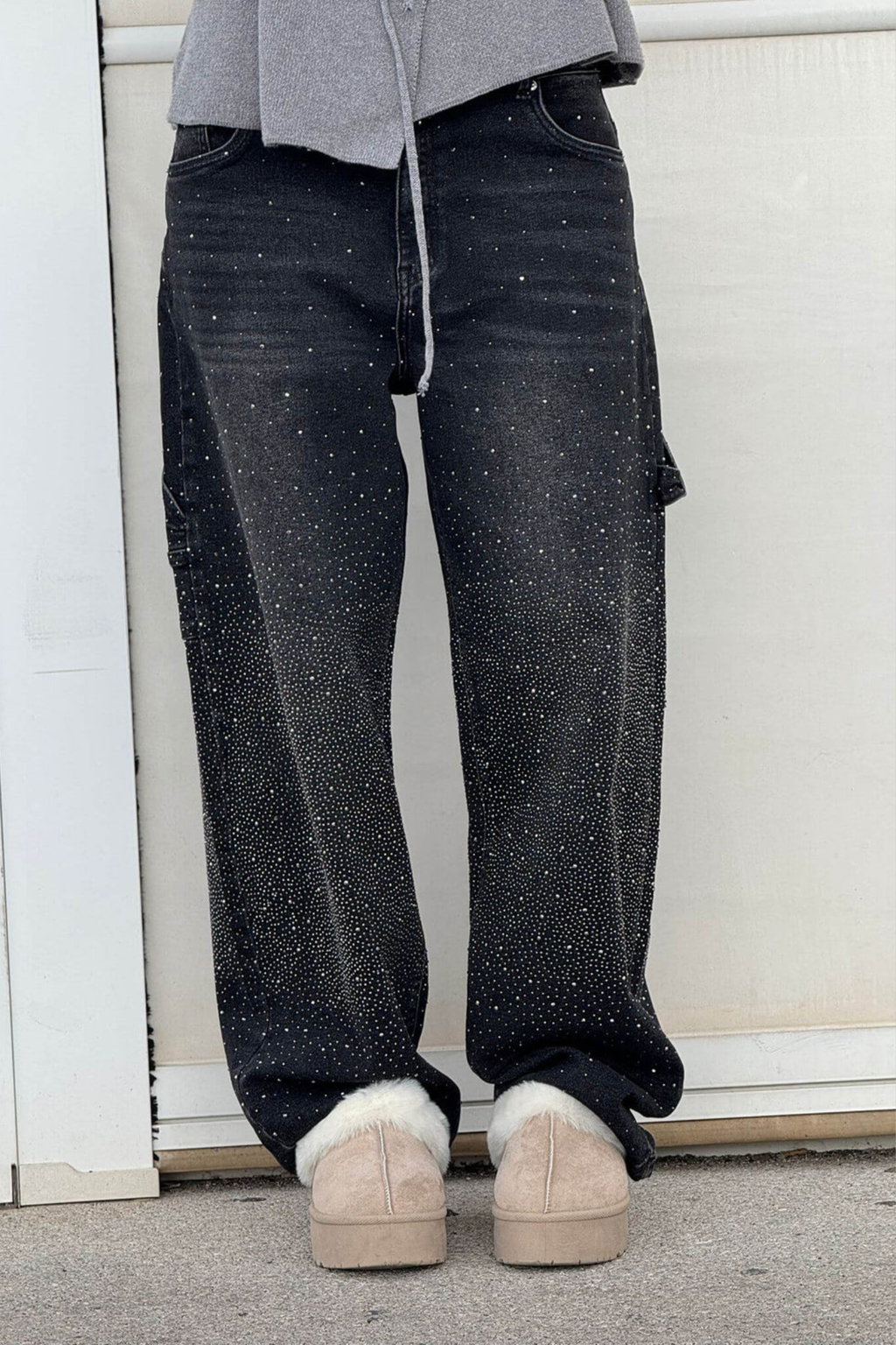 Women Balloon Fit Carpenter Denim Jeans