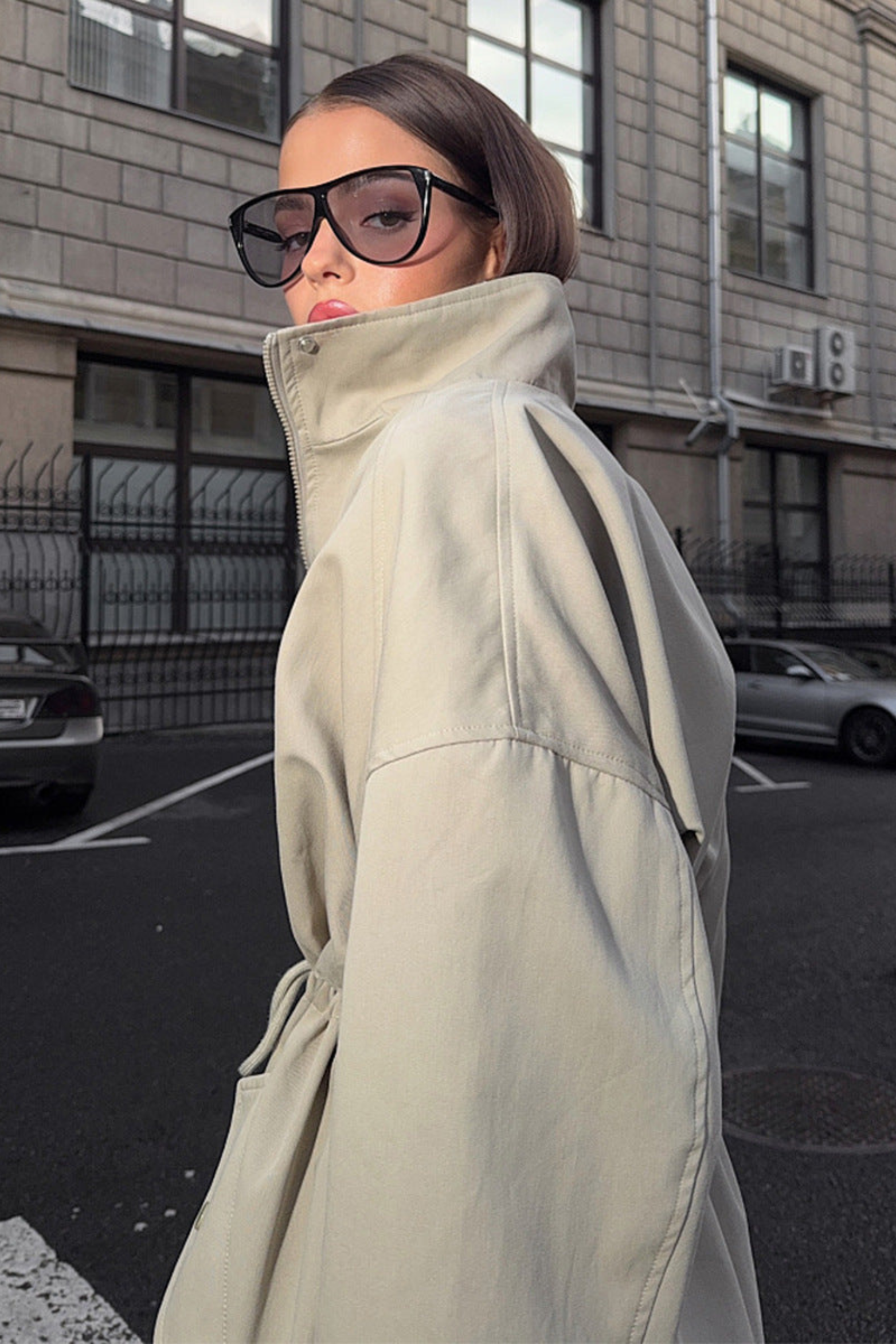 Women's Drawstring Waist Utility Jacket
