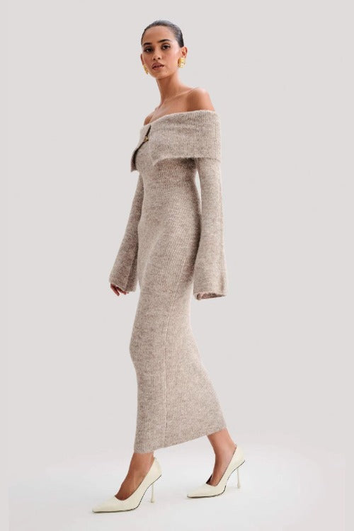 Ribbed Off Shoulder Clasp Maxi Dress
