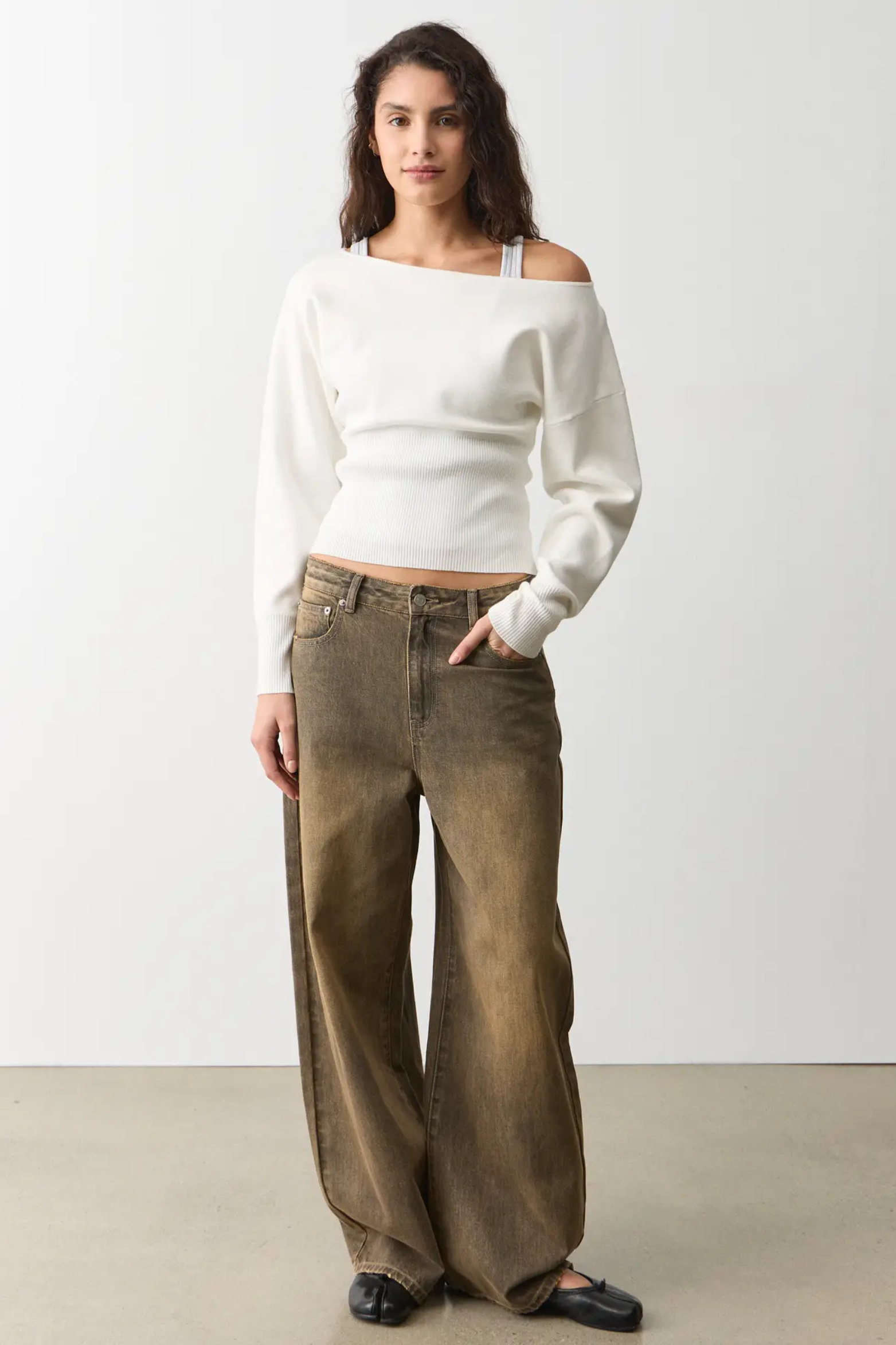 Women's Oversized Off Shoulder Knit Sweater