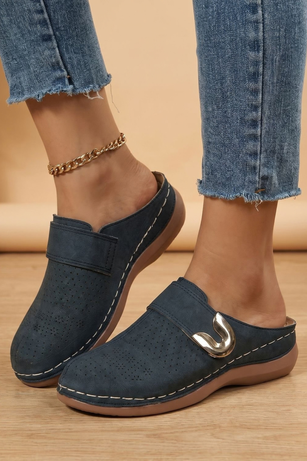 Honeycomb Slip On Mule Clogs