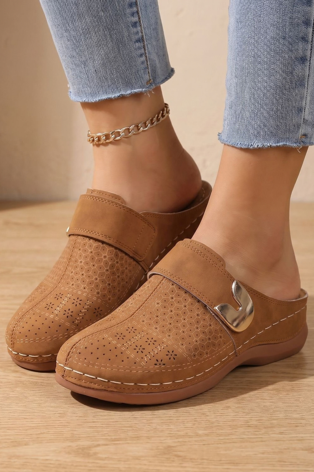 Honeycomb Slip On Mule Clogs
