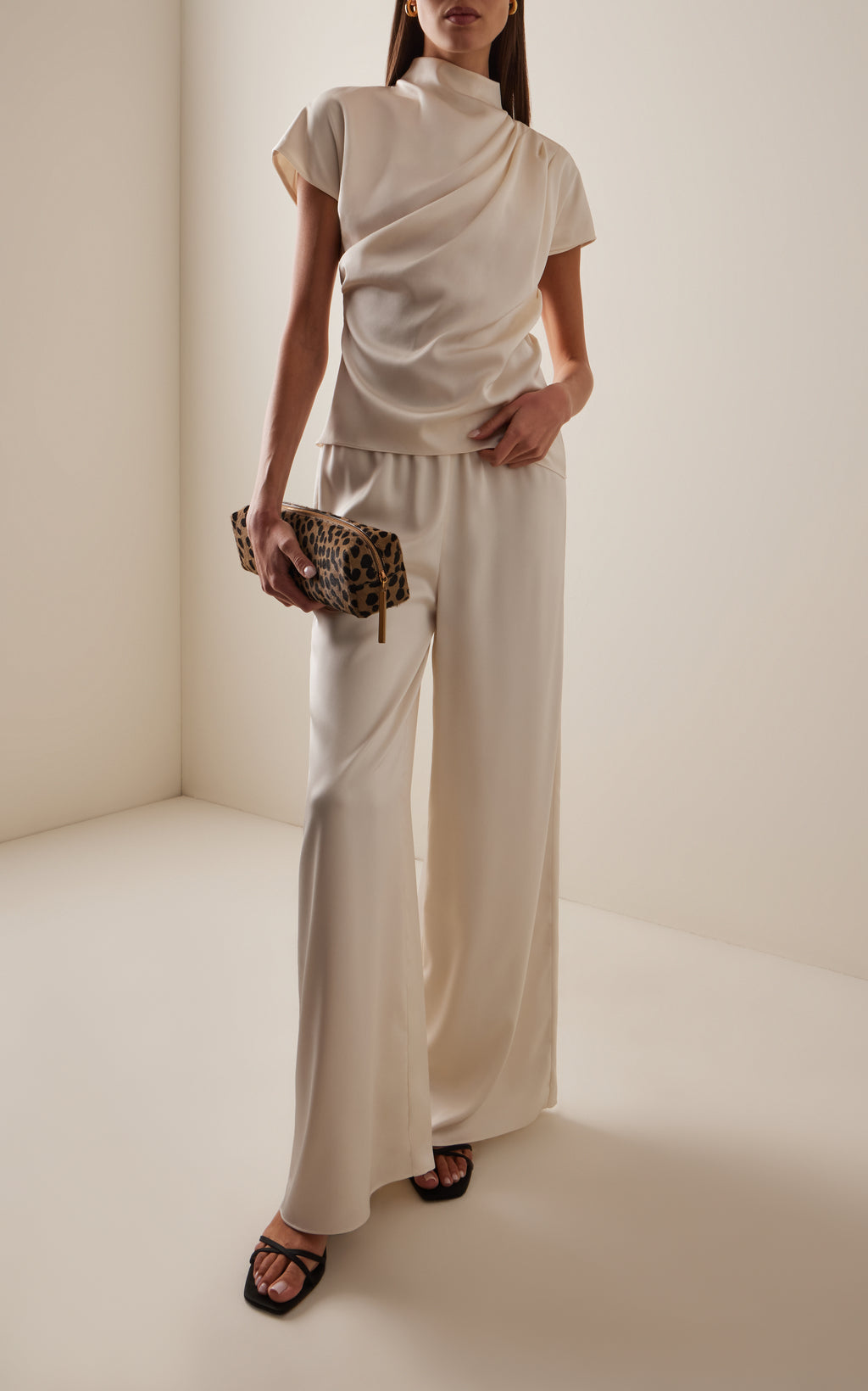 Relaxed Flow Wide-Leg Pants